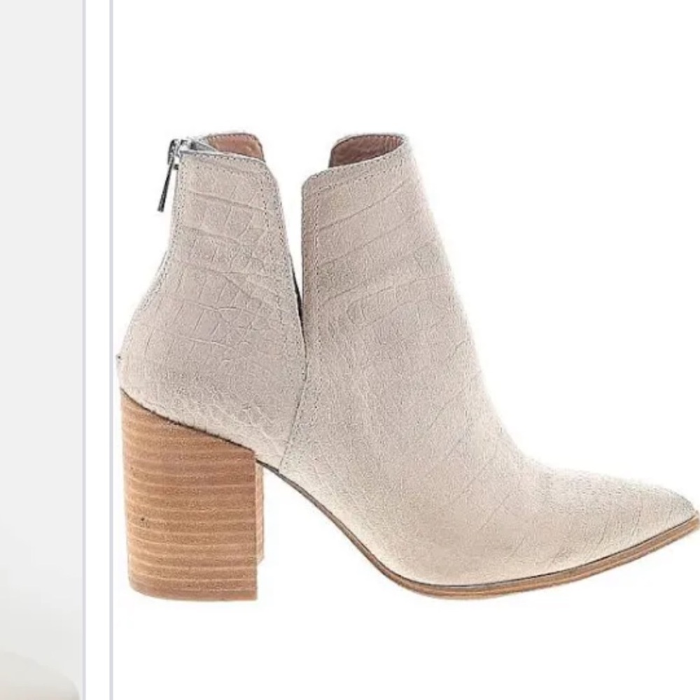 Steve Madden Cream Ankle Booties with Chunky Heel
